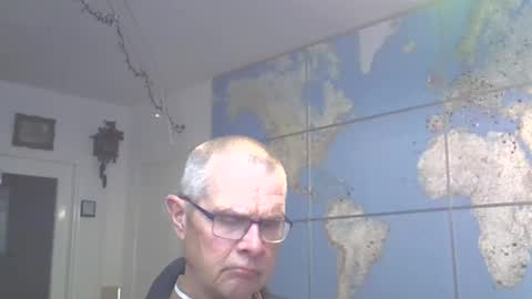 Snapshot of hamto65 chatting on March 2, 2025, 10:16 pm Prefer men 80 online show from March 2, 2025, 10:16 pm