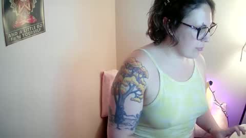 Snapshot of hamurai420 chatting on February 18, 2026, 10:39 pm Hamurai420 online show from February 18, 2026, 10:39 pm