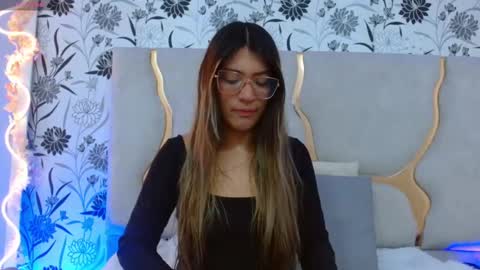 hanaa_tay online show from September 17, 2025, 11:34 am