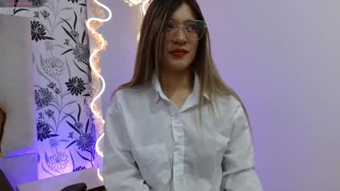 hanaa_tay online show from September 29, 2025, 11:37 am