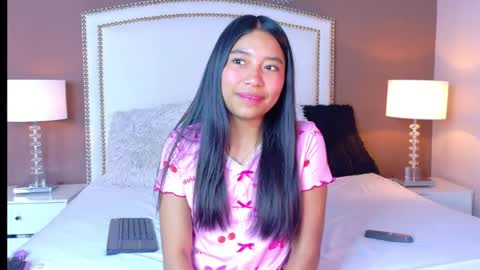 Snapshot of hanaluna chatting on May 19, 2026, 6:03 pm Hanna online show from May 19, 2026, 6:03 pm