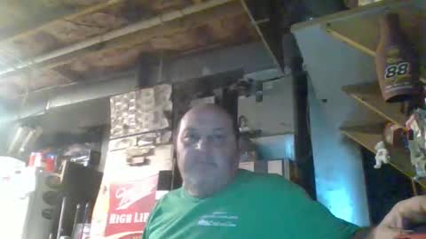 naked man online show from December 22, 2025, 4:31 am