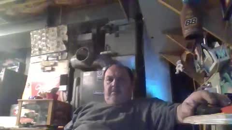 naked man online show from March 31, 2026, 3:52 am