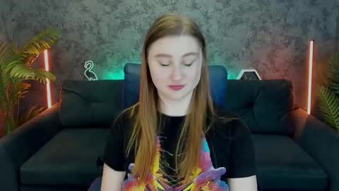 Dayana online show from November 17, 2025, 6:52 am