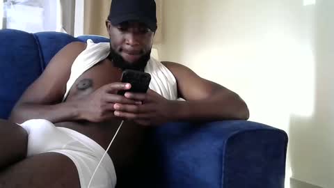 handsome king online show from January 22, 2025, 2:24 pm
