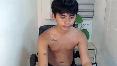 handsome_vanana online show from February 19, 2025, 2:44 pm