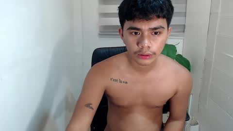 handsome_vanana online show from February 26, 2025, 4:56 pm