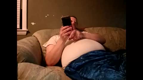 Handsomedaddy198923 online show from April 19, 2026, 7:07 am