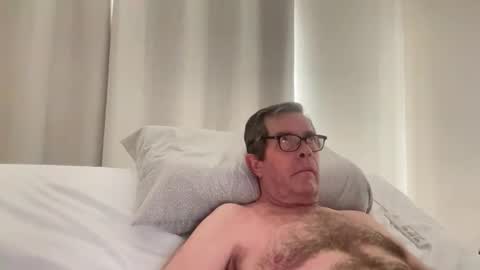 Handsomeone6969 online show from May 13, 2026, 2:31 am