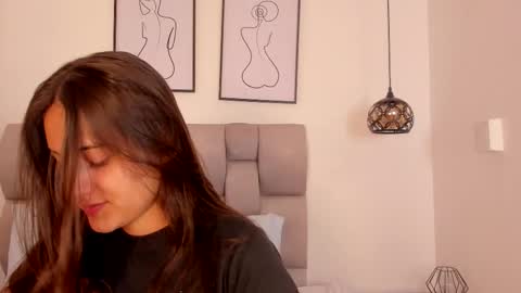 Snapshot of hanna__evans_ chatting on October 21, 2025, 11:55 am hanna__evans_ online show from October 21, 2025, 11:55 am