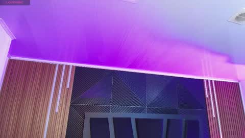 HANNA BECKER online show from February 28, 2026, 11:11 am