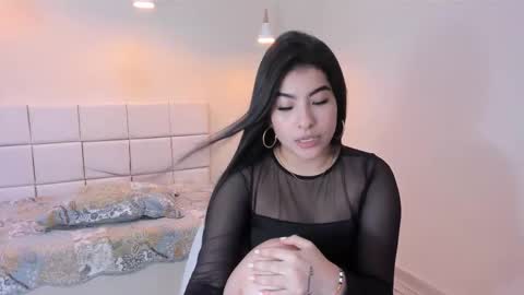 Snapshot of hanna_lee4 chatting on March 9, 2026, 11:42 pm Hanna online show from March 9, 2026, 11:42 pm