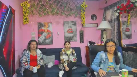 Hanna online show from April 15, 2026, 12:12 pm