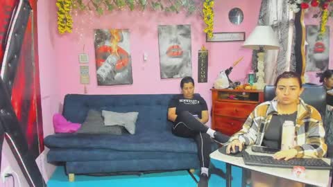 Snapshot of hanna_mature01 chatting on April 22, 2026, 12:07 pm Hanna online show from April 22, 2026, 12:07 pm