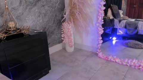 Snapshot of hanna_moss chatting on May 15, 2026, 11:45 pm Hanna online show from May 15, 2026, 11:45 pm