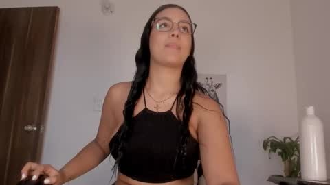 Snapshot of hanna_risso chatting on September 13, 2025, 6:40 pm HANNA online show from September 13, 2025, 6:40 pm