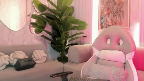 EVA online show from February 28, 2026, 1:28 am