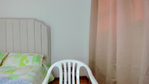 Hanna online show from September 17, 2025, 4:19 pm