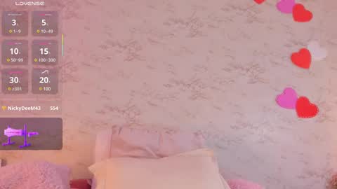 HannaB  online show from March 1, 2025, 6:03 am