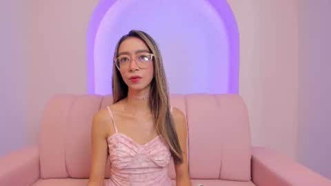 Hanna Carttier online show from July 9, 2026, 12:09 pm