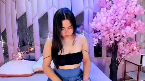 Snapshot of hannacollins_2 chatting on April 14, 2026, 2:56 pm hannacollins_2 online show from April 14, 2026, 2:56 pm