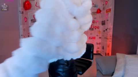  Hanna Connor  online show from February 13, 2026, 9:00 pm