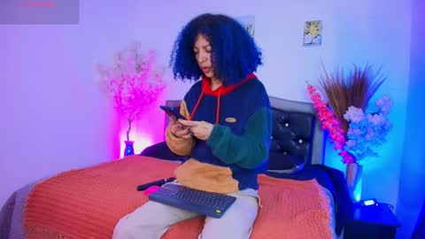 HannahBlue  online show from February 3, 2026, 12:10 pm