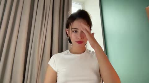 hannahinto online show from February 8, 2026, 12:30 pm