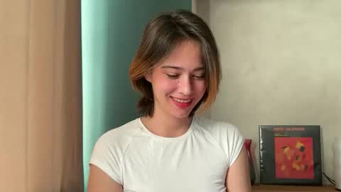 Snapshot of hannahinto chatting on May 7, 2026, 2:11 pm hannahinto online show from May 7, 2026, 2:11 pm