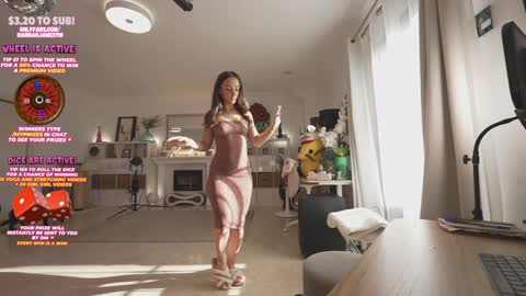 Snapshot of hannahjames710 chatting on October 1, 2025, 4:13 pm Hannah James online show from October 1, 2025, 4:13 pm