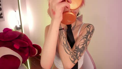Hannah online show from May 23, 2026, 3:38 pm