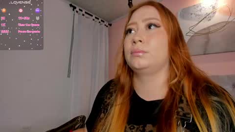 hannamartinn_ online show from May 14, 2026, 4:03 pm