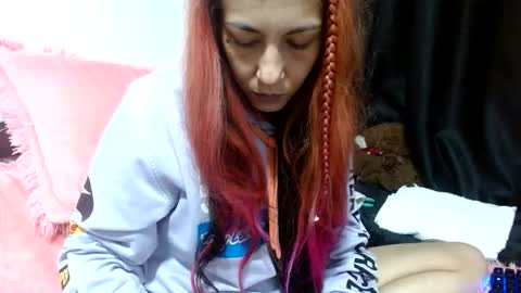 hannaqueen23 online show from November 3, 2025, 6:03 am