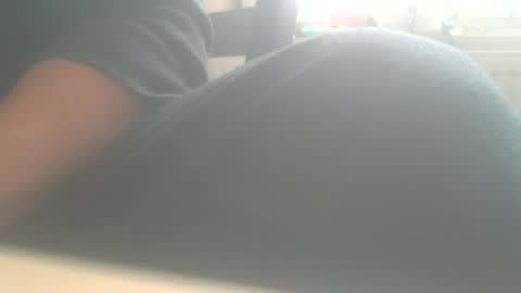 Snapshot of hannes_k chatting on February 15, 2025, 9:16 am hannes_k online show from February 15, 2025, 9:16 am