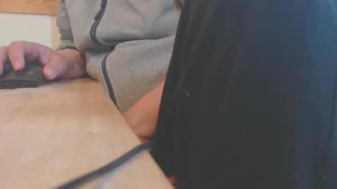 hannes_k online show from April 16, 2026, 5:30 am