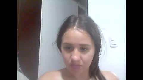 Snapshot of hanny_kail chatting on February 10, 2026, 10:25 pm hanny online show from February 10, 2026, 10:25 pm