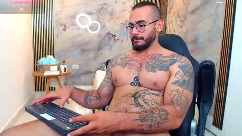 hanz_col online show from January 18, 2025, 6:13 am