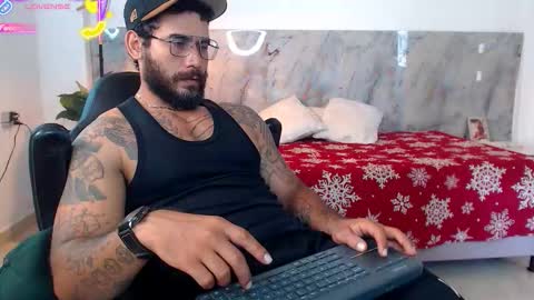 Snapshot of hanz_col chatting on February 9, 2026, 3:16 pm hanz_col online show from February 9, 2026, 3:16 pm