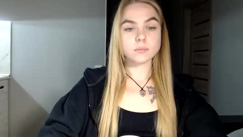 Snapshot of happy_fox_ chatting on December 12, 2024, 9:58 pm happy_fox_ online show from December 12, 2024, 9:58 pm