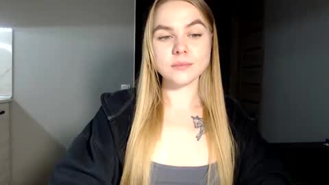 Snapshot of happy_fox_ chatting on February 17, 2025, 10:25 pm happy_fox_ online show from February 17, 2025, 10:25 pm