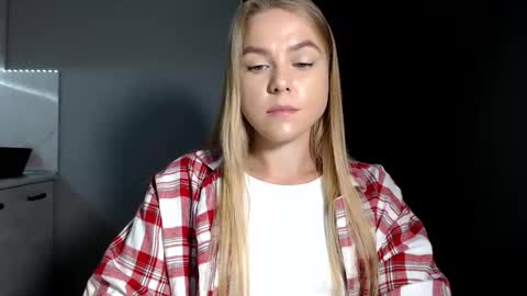 Snapshot of happy_fox_ chatting on September 20, 2025, 9:38 pm happy_fox_ online show from September 20, 2025, 9:38 pm