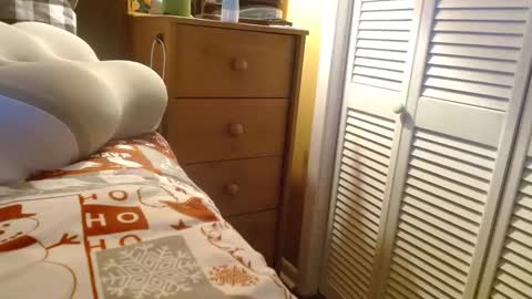 Snapshot of happyhogan1 chatting on December 19, 2024, 2:57 pm Jhonassmann12 online show from December 19, 2024, 2:57 pm