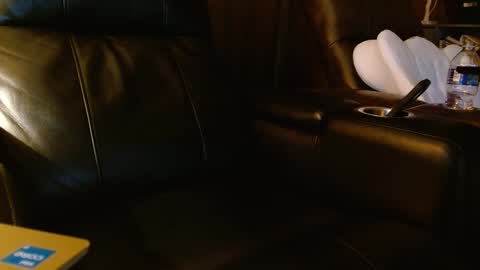 Snapshot of happyhogan1 chatting on February 1, 2025, 12:26 pm Jhonassmann12 online show from February 1, 2025, 12:26 pm