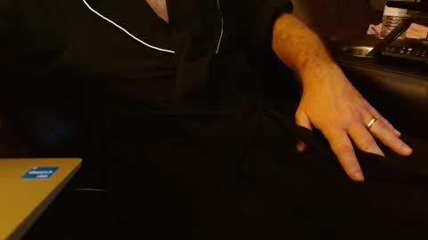 Snapshot of happyhogan1 chatting on September 14, 2025, 9:08 am Jhonassmann12 online show from September 14, 2025, 9:08 am