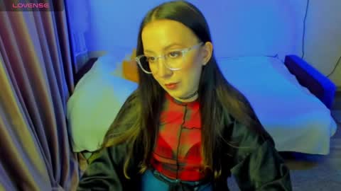 Snapshot of happystephanie chatting on May 28, 2026, 4:37 pm Stephanie online show from May 28, 2026, 4:37 pm
