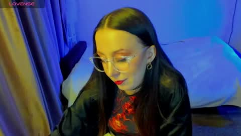 Snapshot of happystephanie chatting on June 3, 2026, 8:14 pm Stephanie online show from June 3, 2026, 8:14 pm