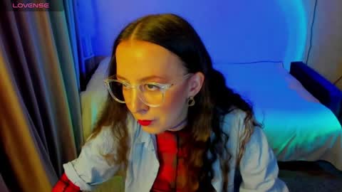 Snapshot of happystephanie chatting on June 7, 2026, 7:17 pm Stephanie online show from June 7, 2026, 7:17 pm