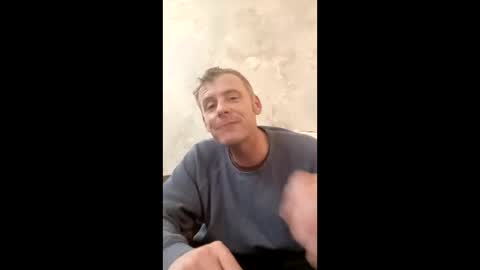 happyveet online show from April 8, 2026, 4:51 pm