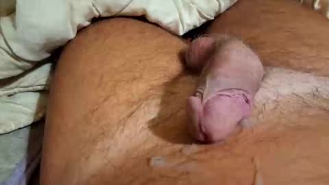 Small things matters online show from November 14, 2025, 9:02 pm