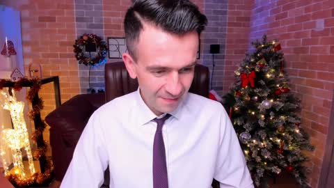 Snapshot of hard_and_juici chatting on December 29, 2024, 4:30 pm Steve online show from December 29, 2024, 4:30 pm